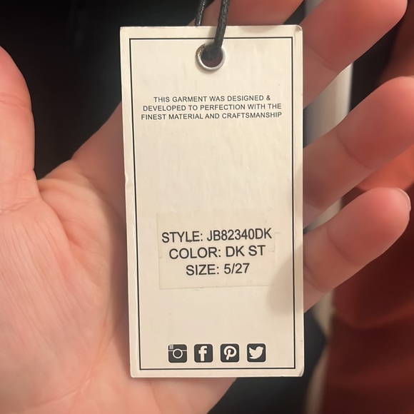 NWT Judy Blue Jeans - Picture 3 of 3